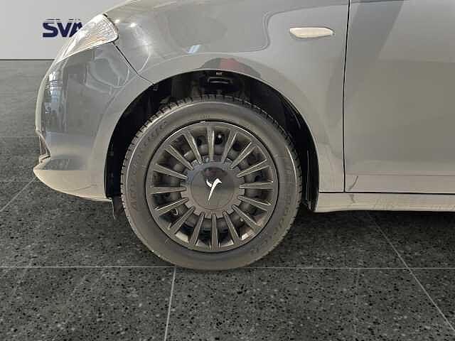 Lancia Ypsilon 1.2 69CV 5.p GPL Ecochic Elefantino - NEOPATENTATI -