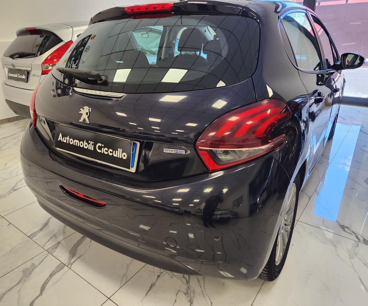 Peugeot 208 BlueHDi 1.6D 75CV 5 porte Allure