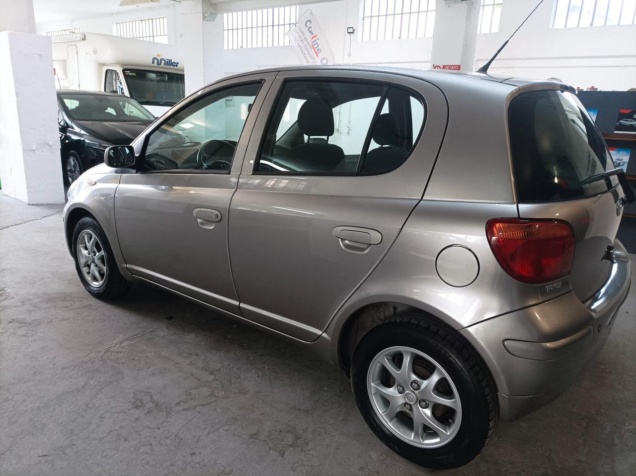 Toyota Yaris 1.0i 16V cat 5 porte Sol B.E.L.L.A!!