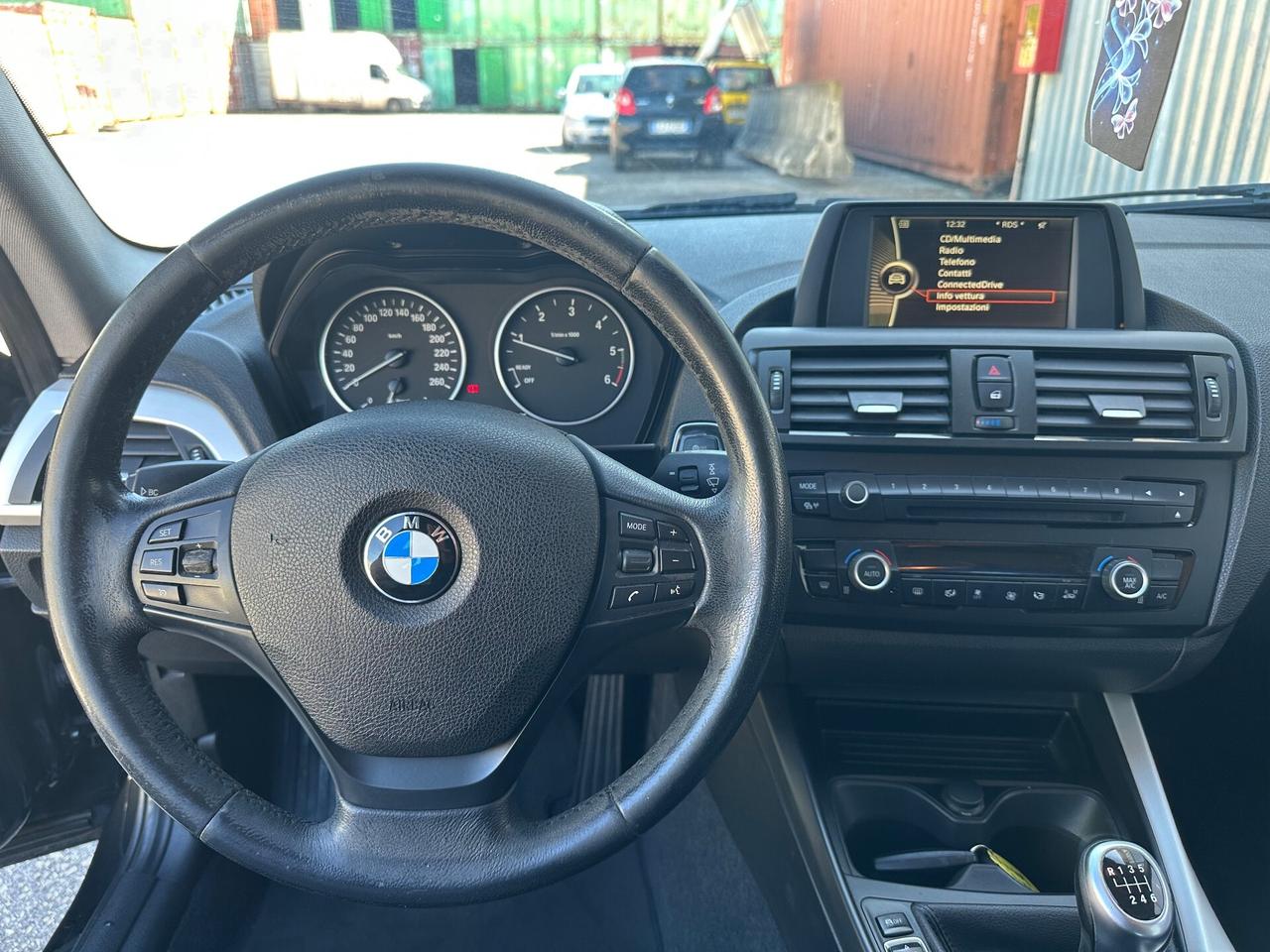 Bmw 116 116d 5p. Urban fullll