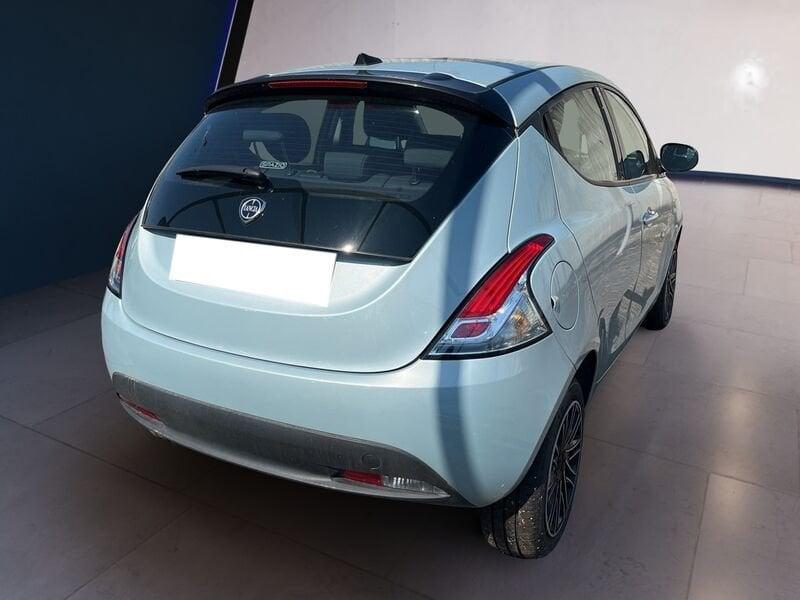 Lancia Ypsilon NUOVA My24 402 Oro 1.0