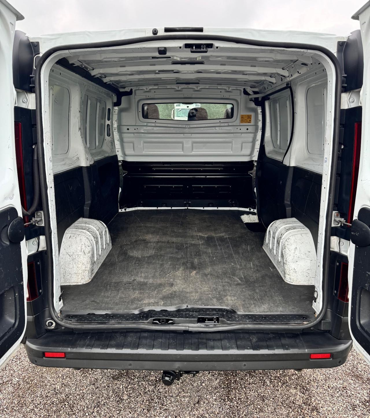 RENAULT TRAFIC 1.6 DCI 95 cv FURGONE VAN AUTOCARRO