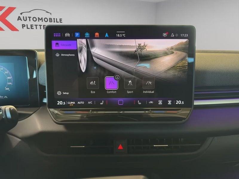 Volkswagen T-Roc 1.5 eTSI 110kW ACT R-Line DSG LED NAVI CAMERA 2026
