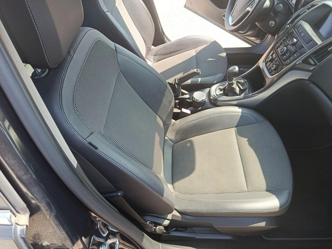 Opel Astra 1.4 Turbo 140CV 5 porte Cosmo