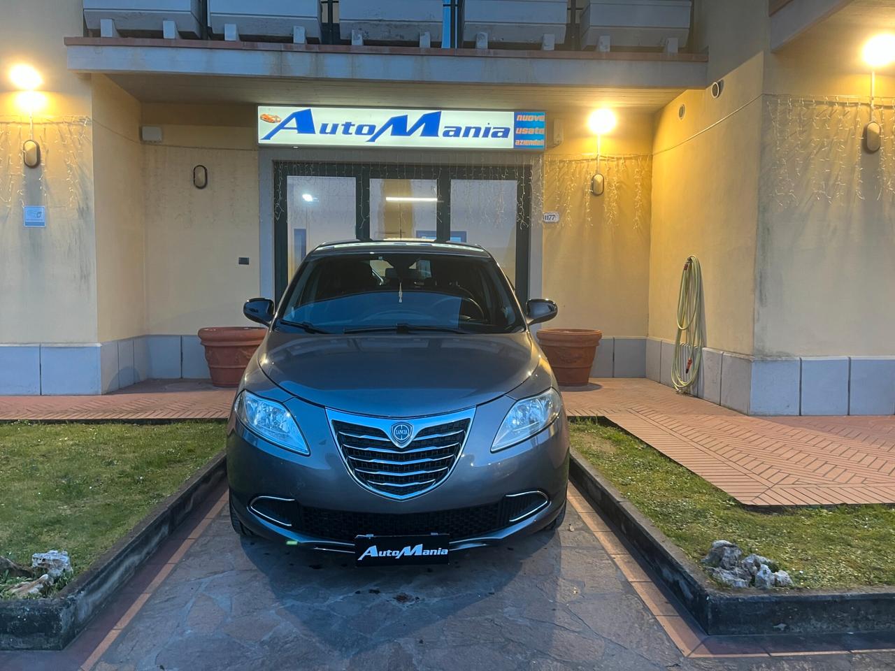 Lancia Ypsilon 1.3 MJT 16V 95 CV 5 porte S&S Gold