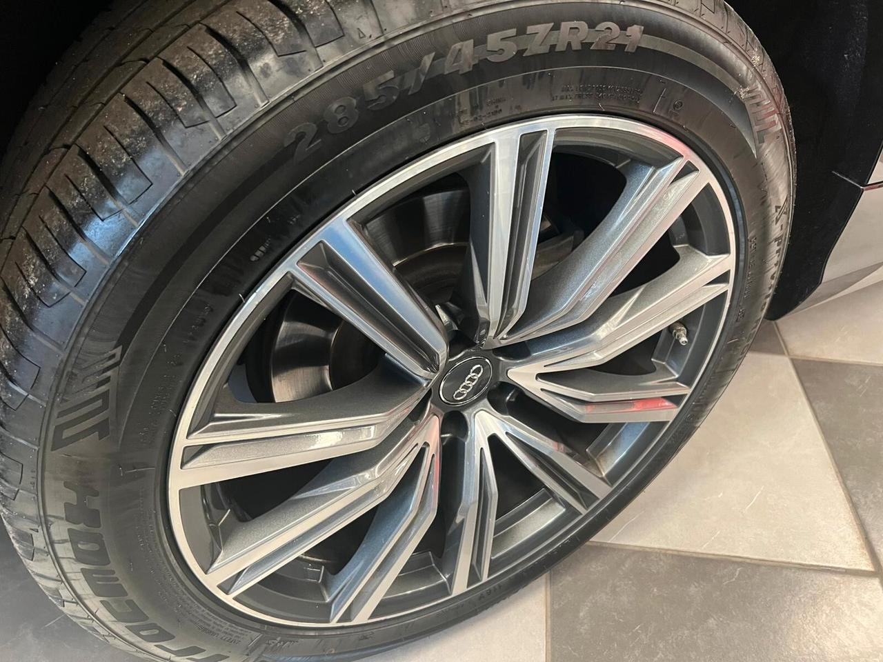 Audi Q8 50 TDI 286 CV quattro tiptronic Sport- 2020