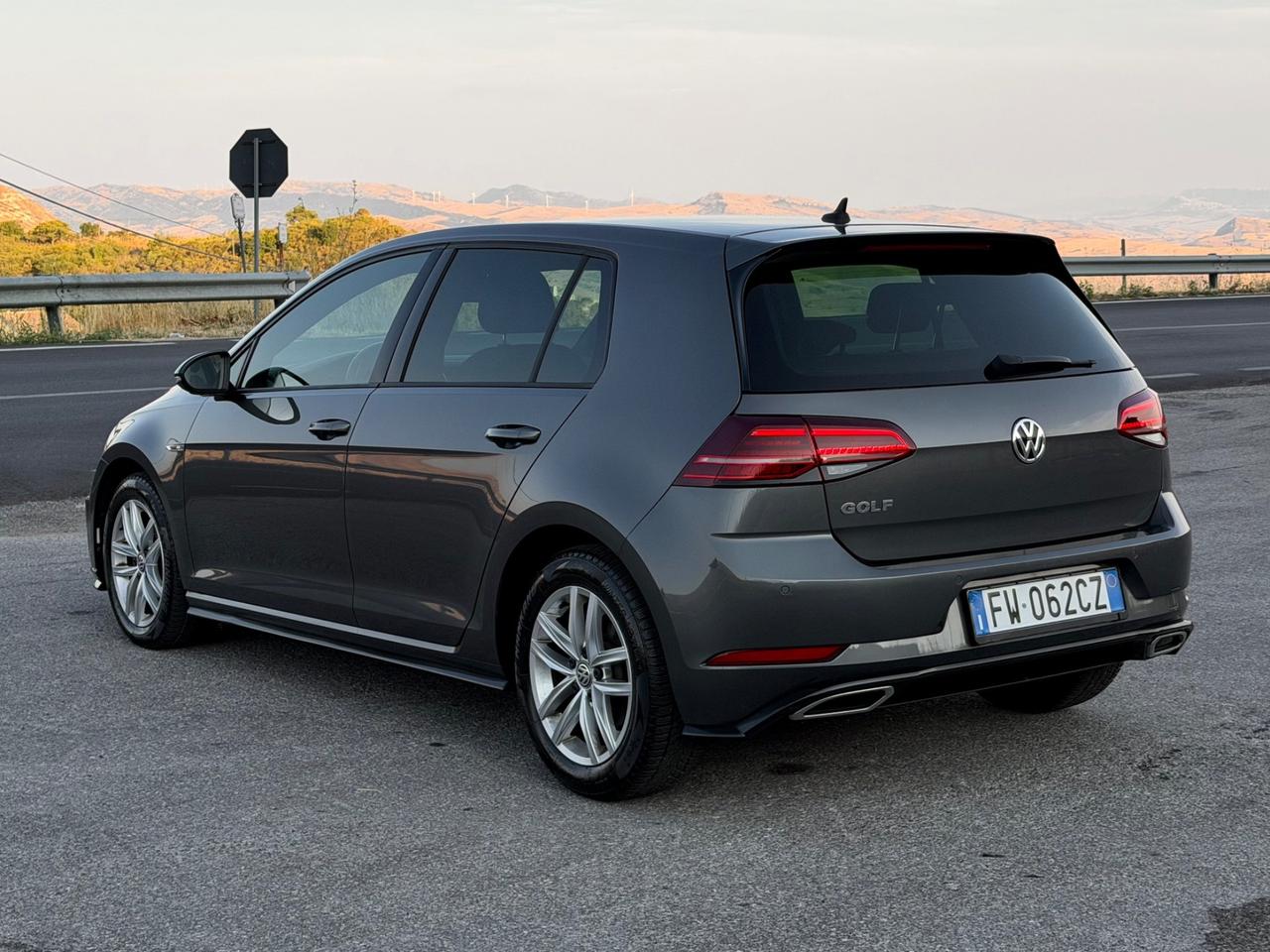 Volkswagen Golf 1.6 TDI 116 CV R Line 2019