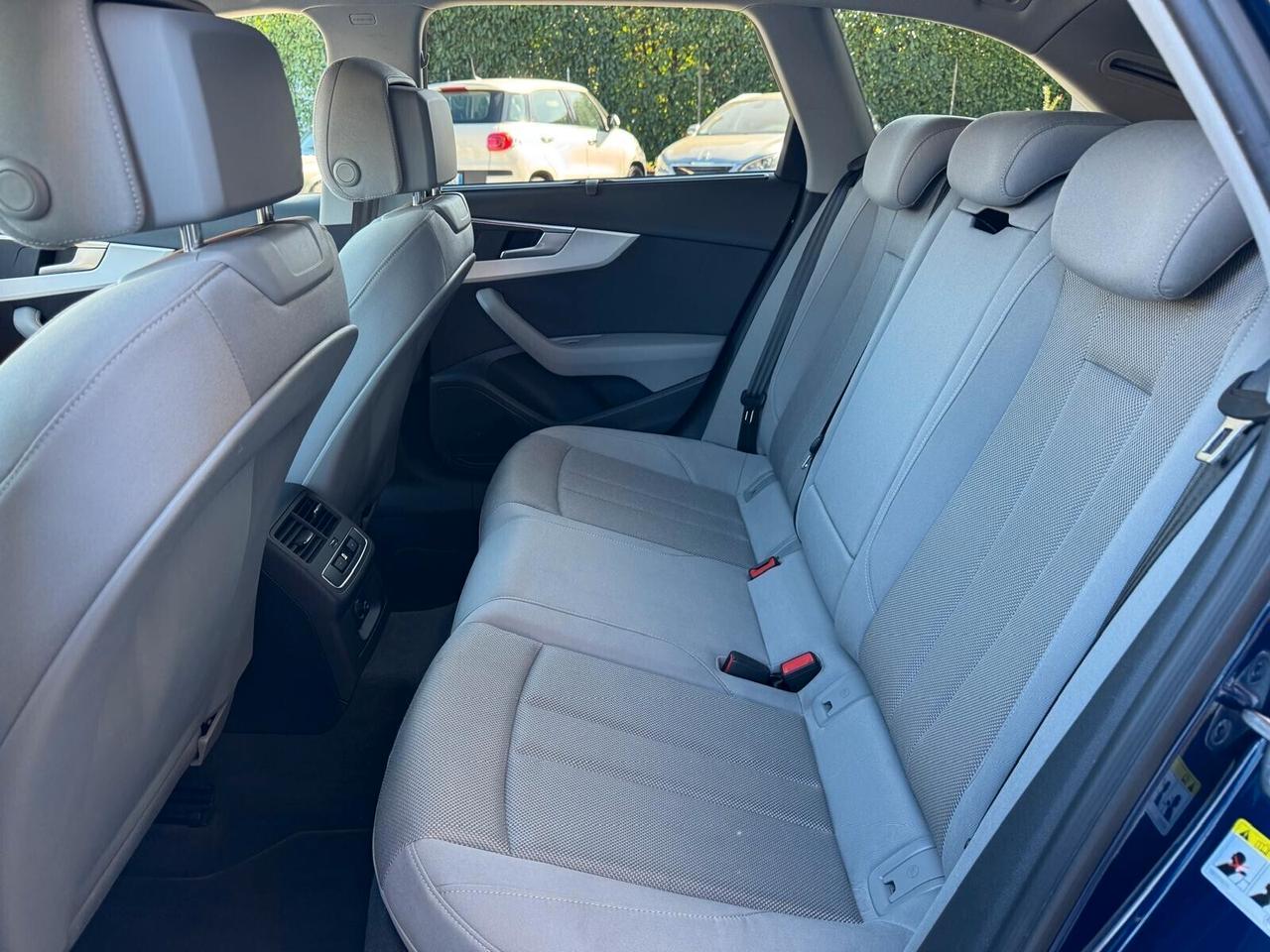 Audi A4 Avant 45 TFSI quattro S tronic