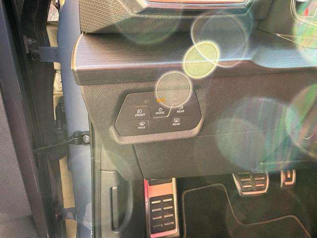 CUPRA Leon 2.0 TSI 245 CV DSG VZ Carbon