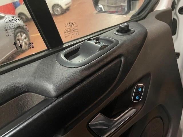 Ford Transit Custom 300 2.0 EcoBlue 130 PC Furgone Trend