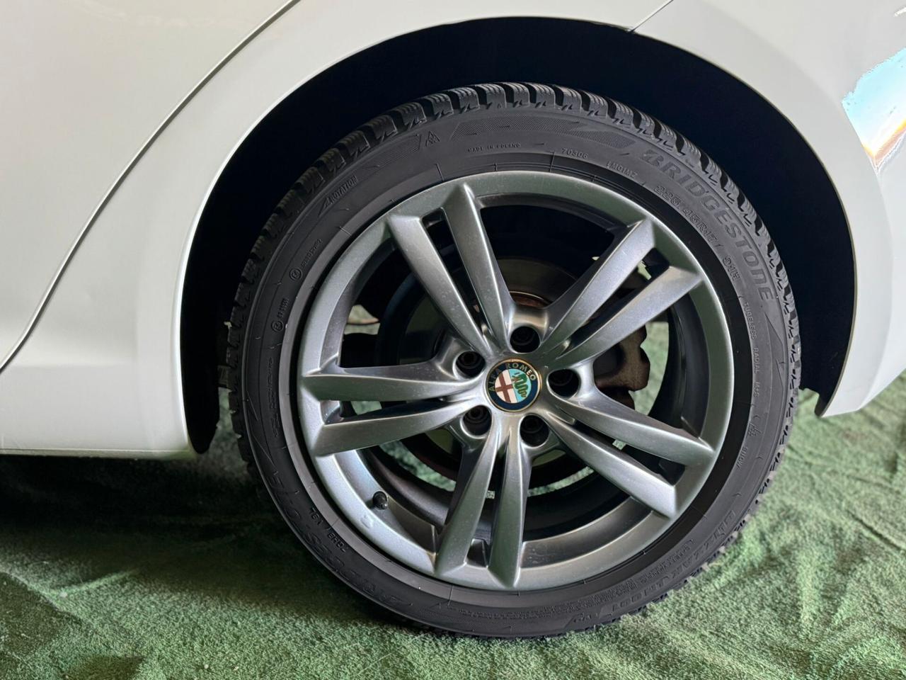 Alfa Romeo Giulietta 1.6 JTDm-2 105 CV Distinctive