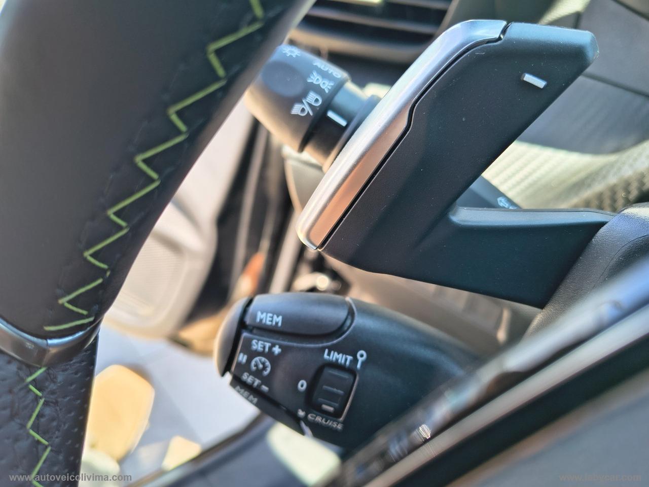 PEUGEOT 208 Hybrid 136 e-DCS6 GT