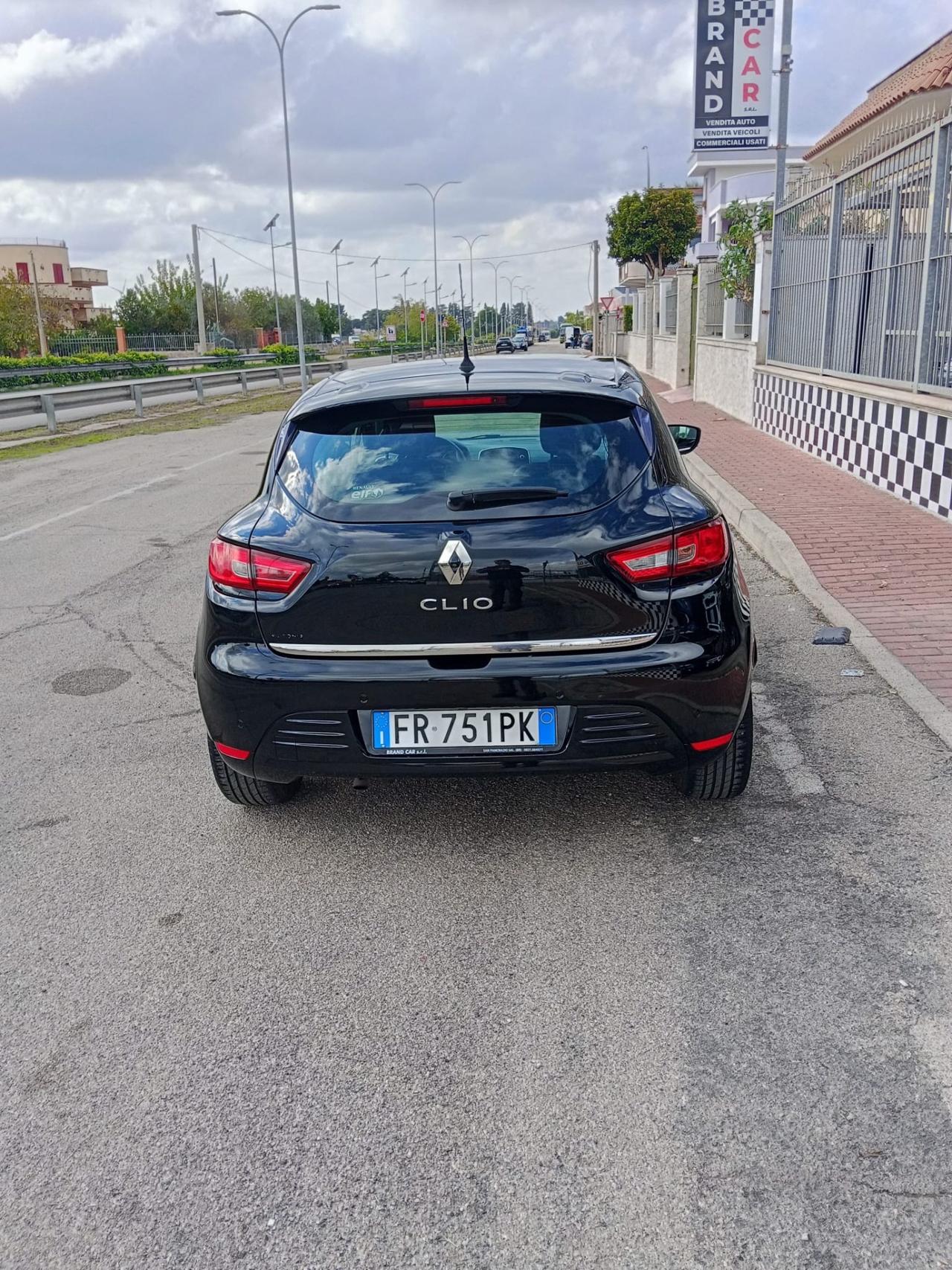 Renault Clio dCi 8V 75 CV Start&Stop 5 porte Energy Duel