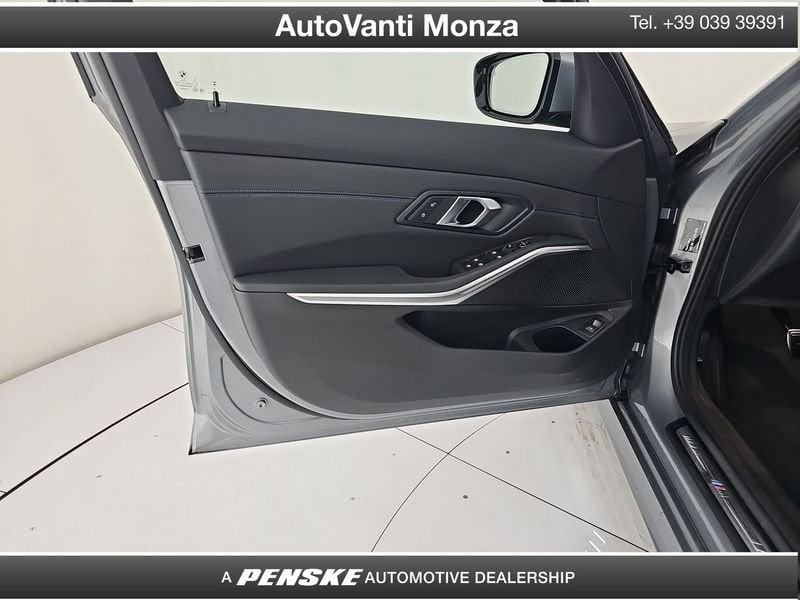 BMW Serie 3 318d Touring mhev 48V MSport auto con gancio traino