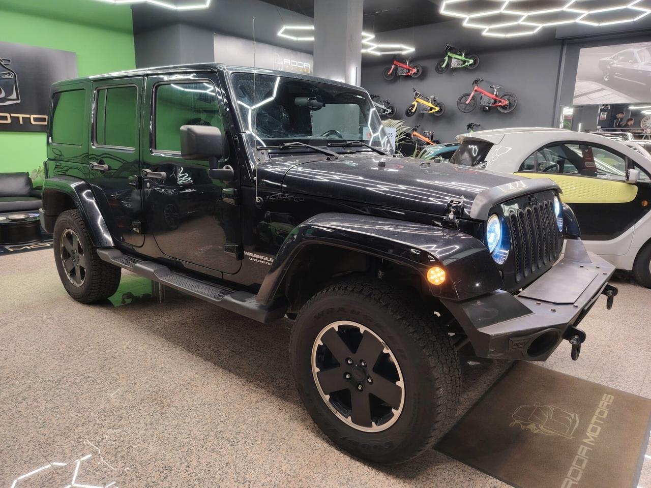 Jeep Wrangler AUTOCARRO Unlimited 2.8 CRD DPF Sahara Auto