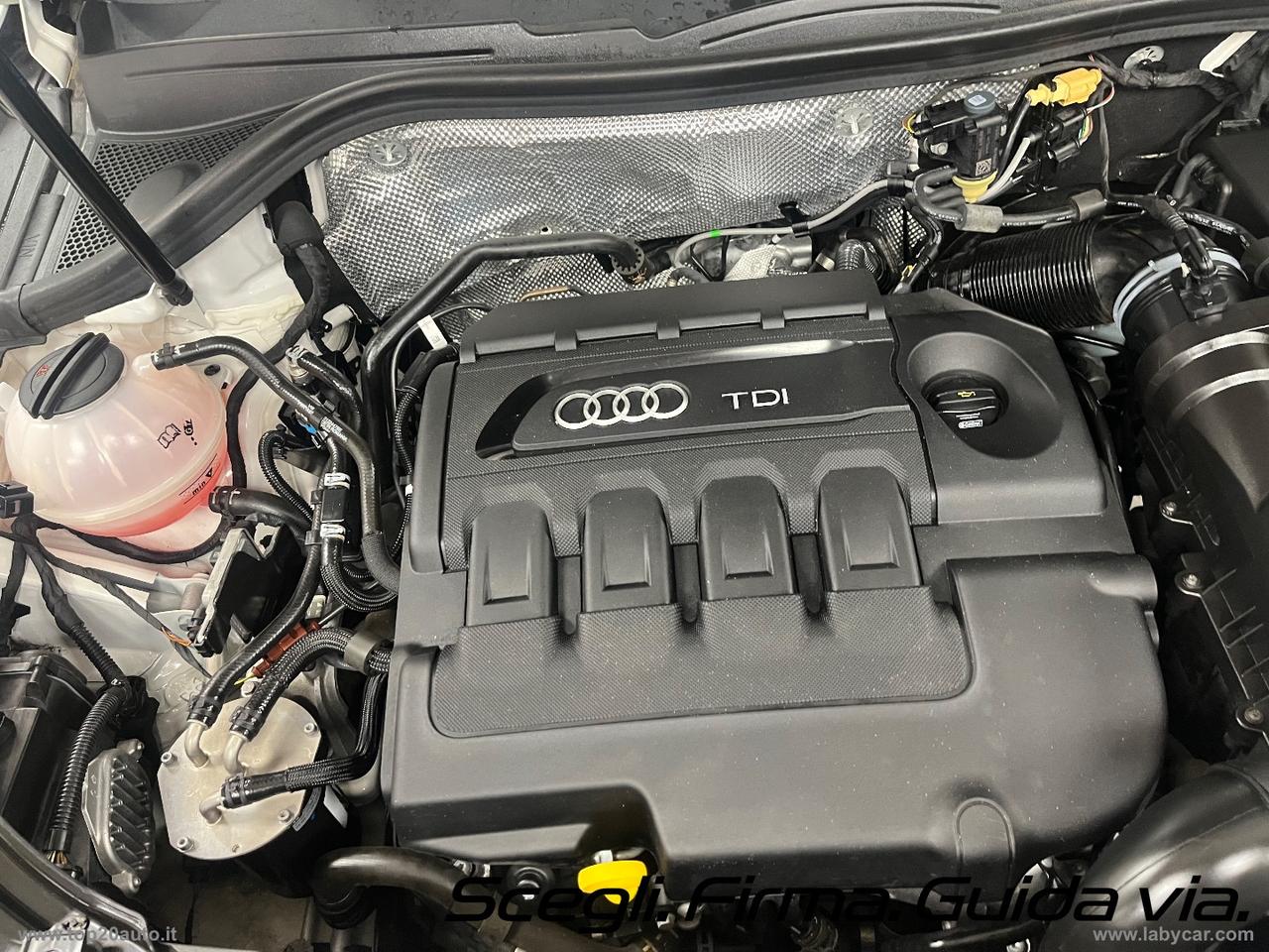 AUDI Q3 2.0 TDI 120CV EU6 Business