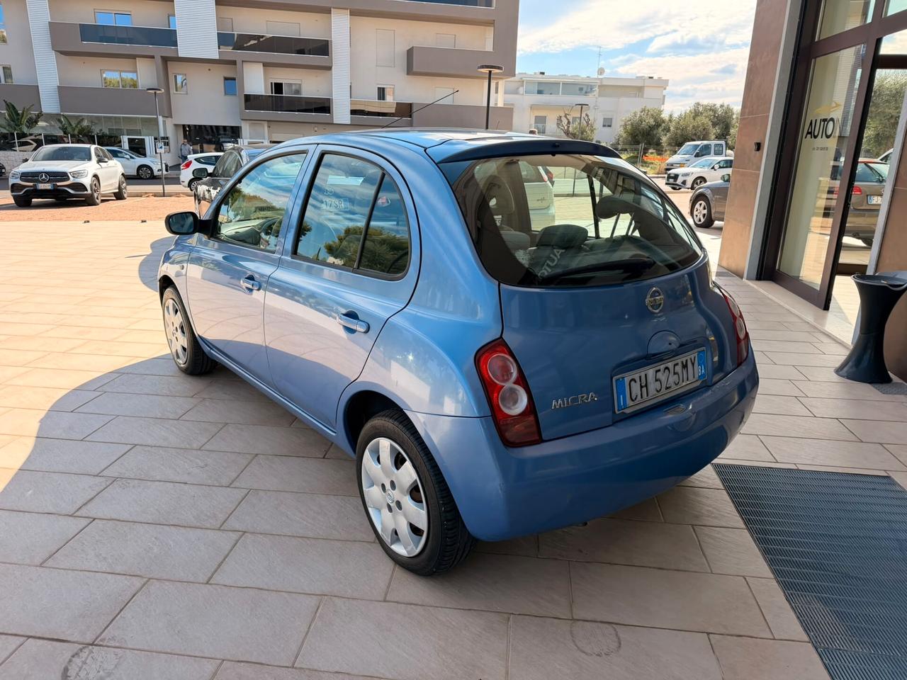 Nissan Micra 1.2 16V 5 porte Visia