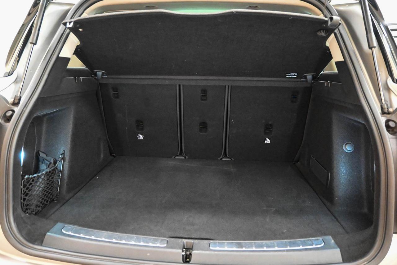 MINI Mini Countrym.(F60) Mini 1.5 Cooper Classi...