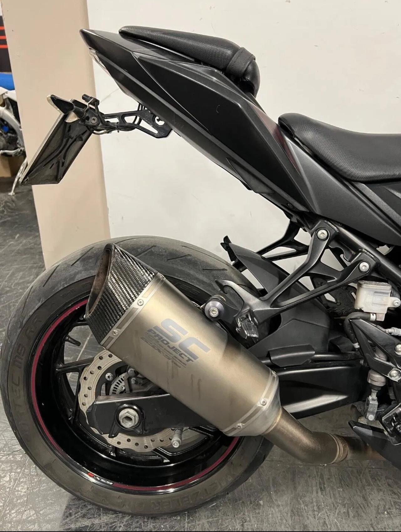 Suzuki GSX 750 S Yugen Titanium