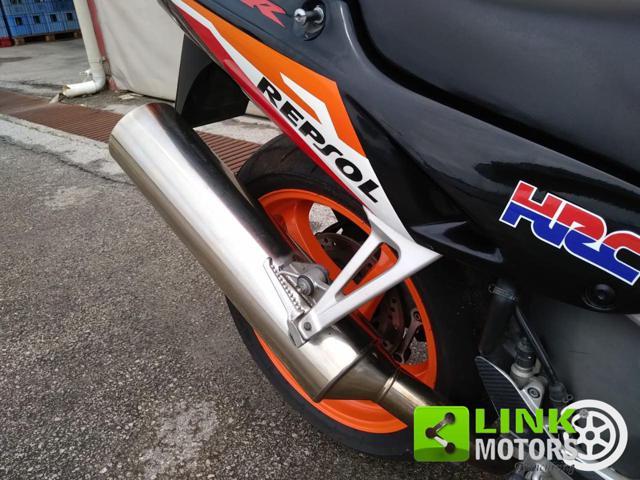 HONDA VFR 800 Repsol