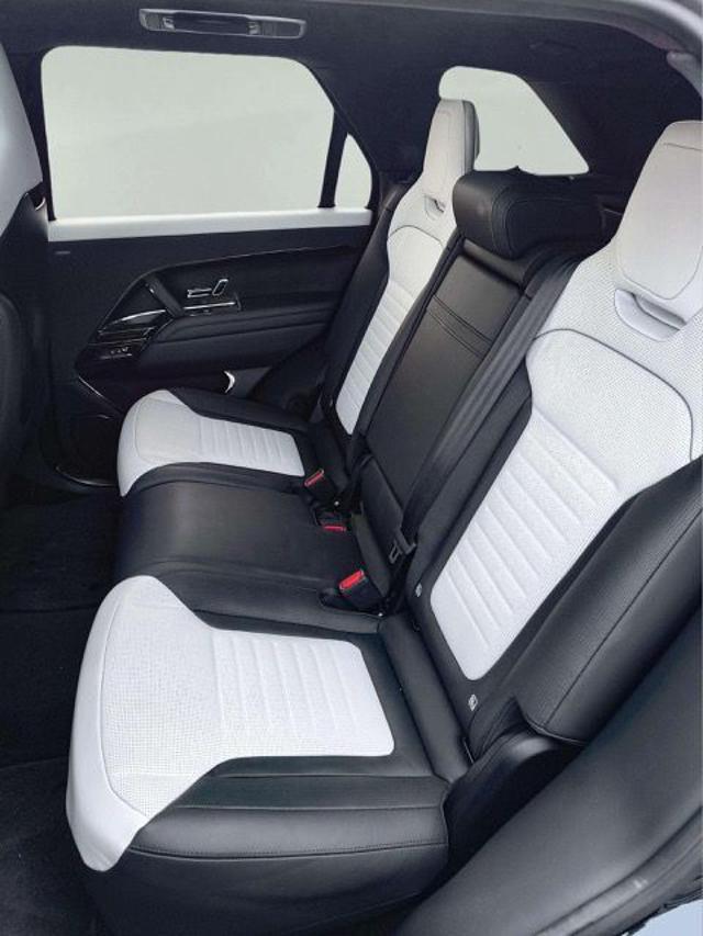LAND ROVER Range Rover Sport 4.4 V8 635 CV SV Edition