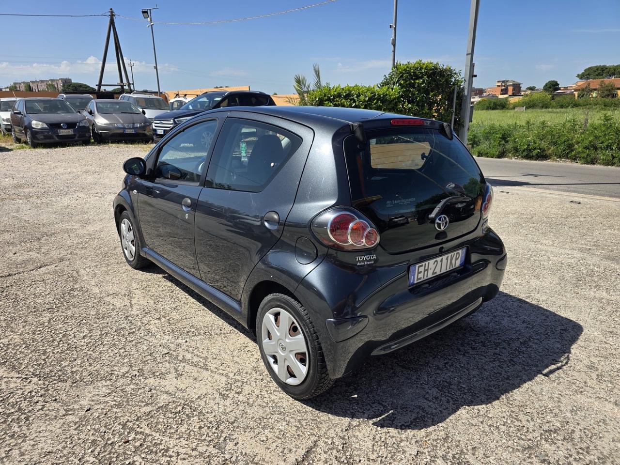 Toyota Aygo 1.0 12V VVT-i 5 porte Now Connect