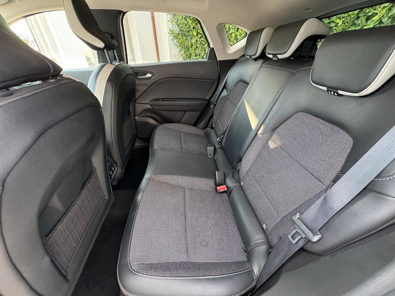 Renault Captur Full Hybrid E-Tech 145 CV Intens