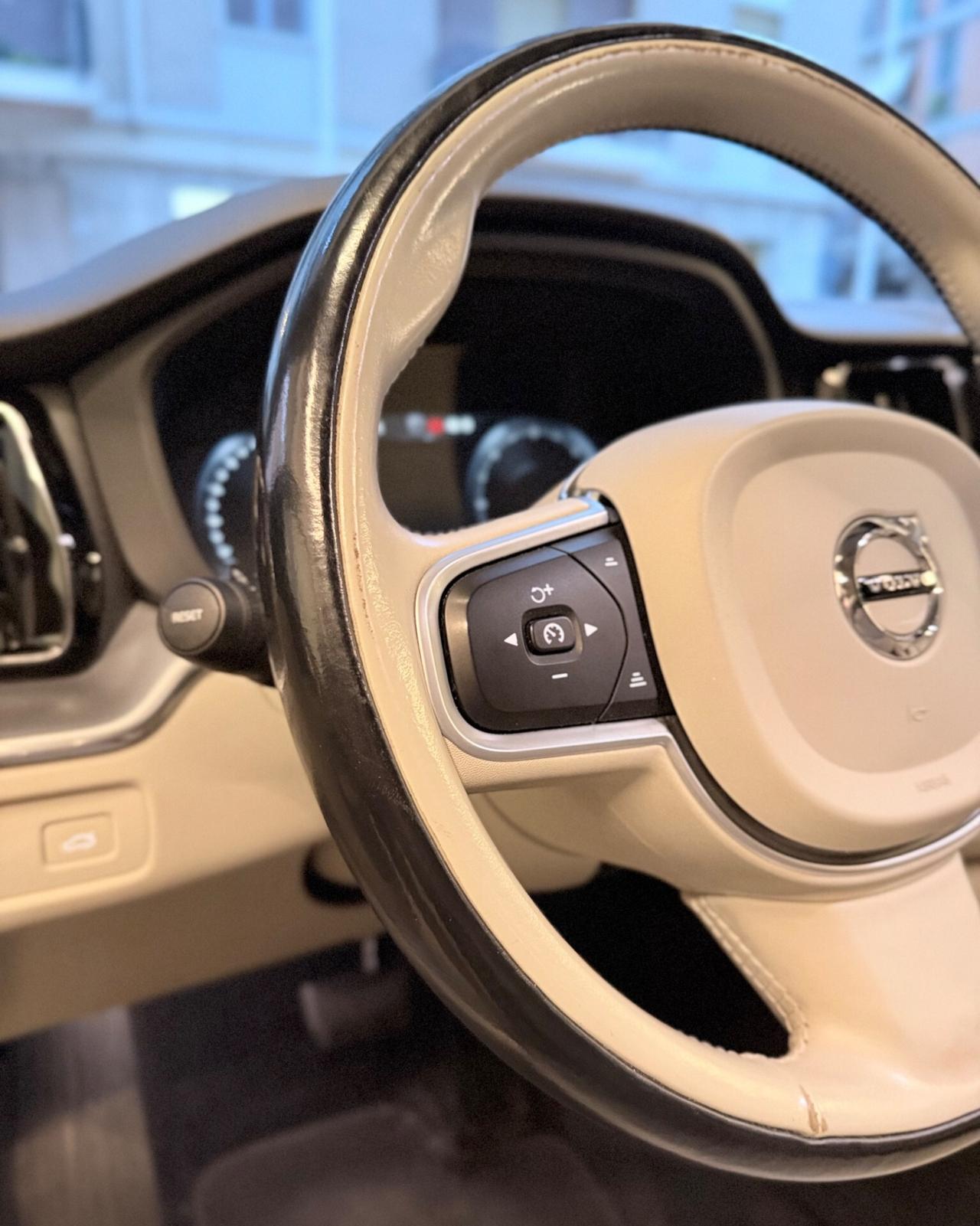 Volvo XC 60 XC60 D4 Geartronic Momentum