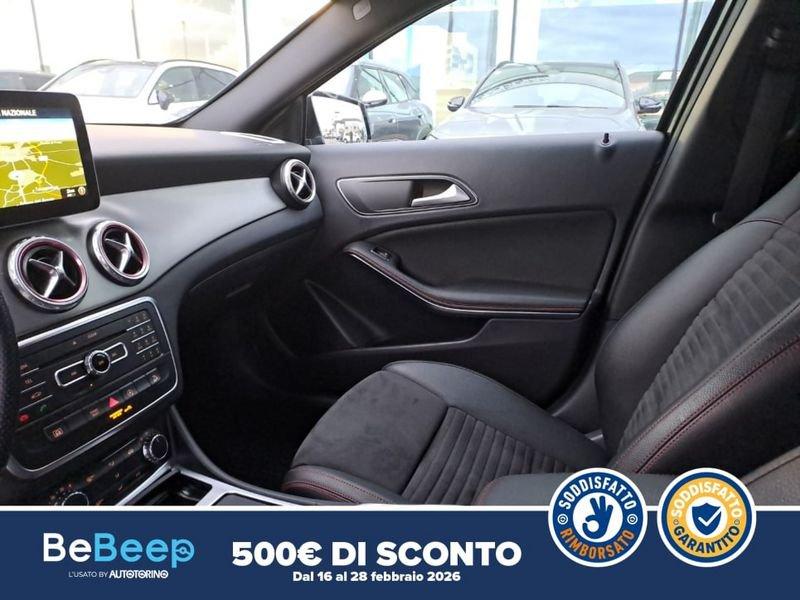 Mercedes-Benz GLA 200 D (CDI) PREMIUM 4MATIC AUTO