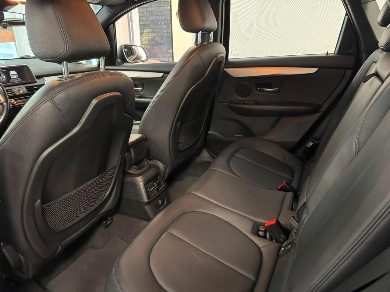 Bmw 2er Active Tourer 218d Luxury
