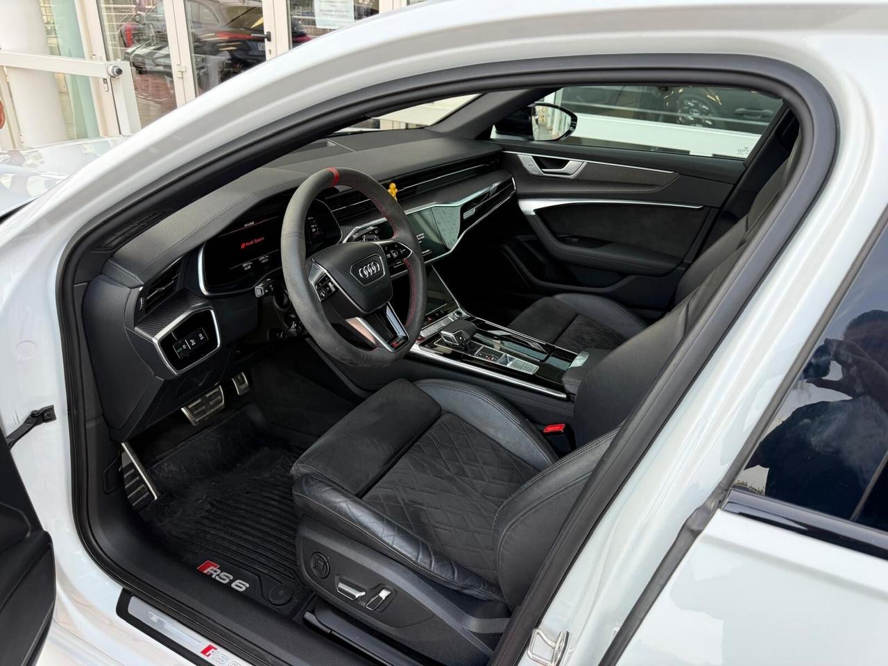 Audi A6 RS 6 Avant 4.0 TFSI V8 quattro tiptronic
