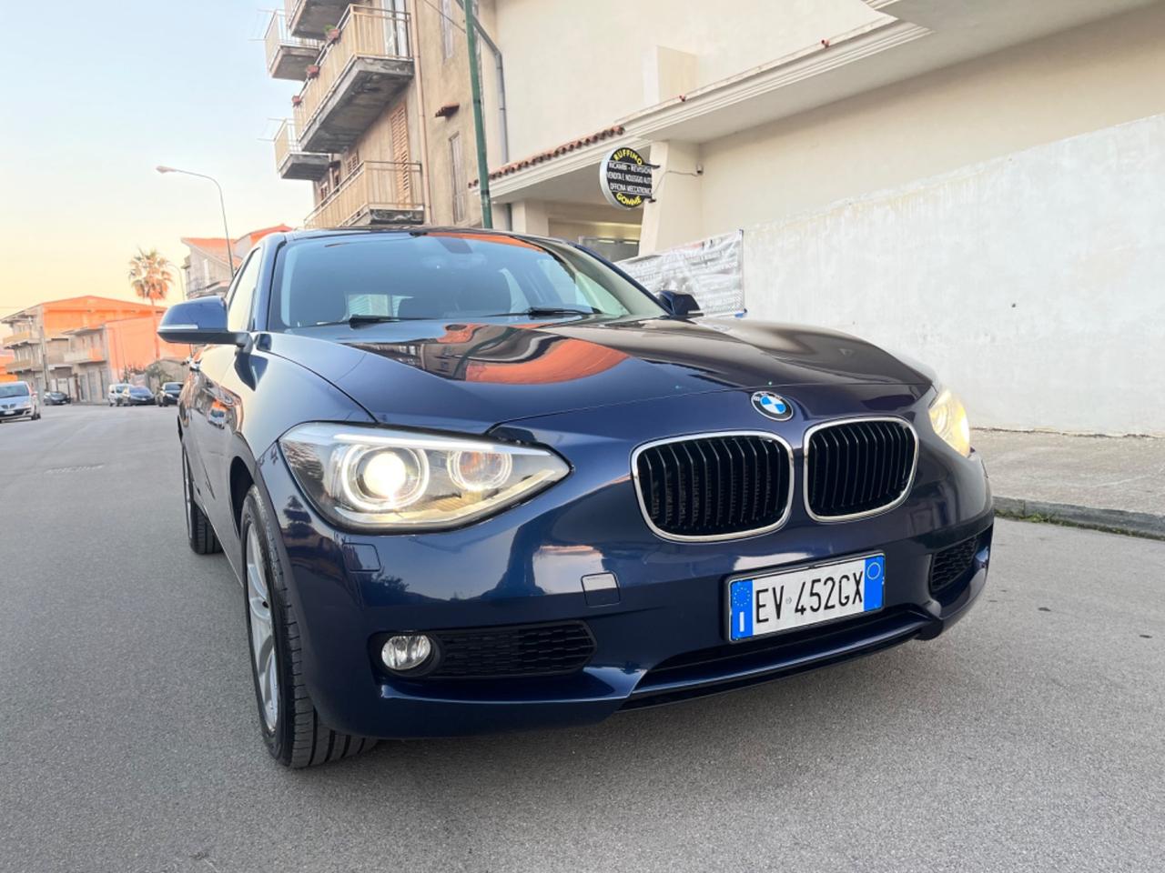 Bmw 120 120d xDrive 5p. Urban