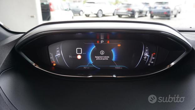 PEUGEOT 3008 BlueHDi 130 S&S EAT8 Allure Pack