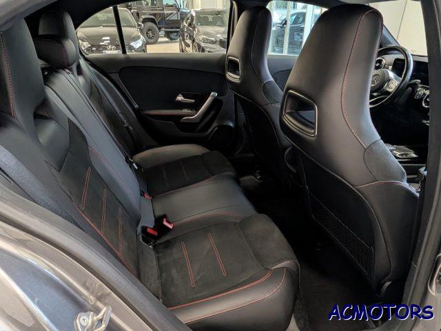 MERCEDES-BENZ A 180 d Automatic Premium