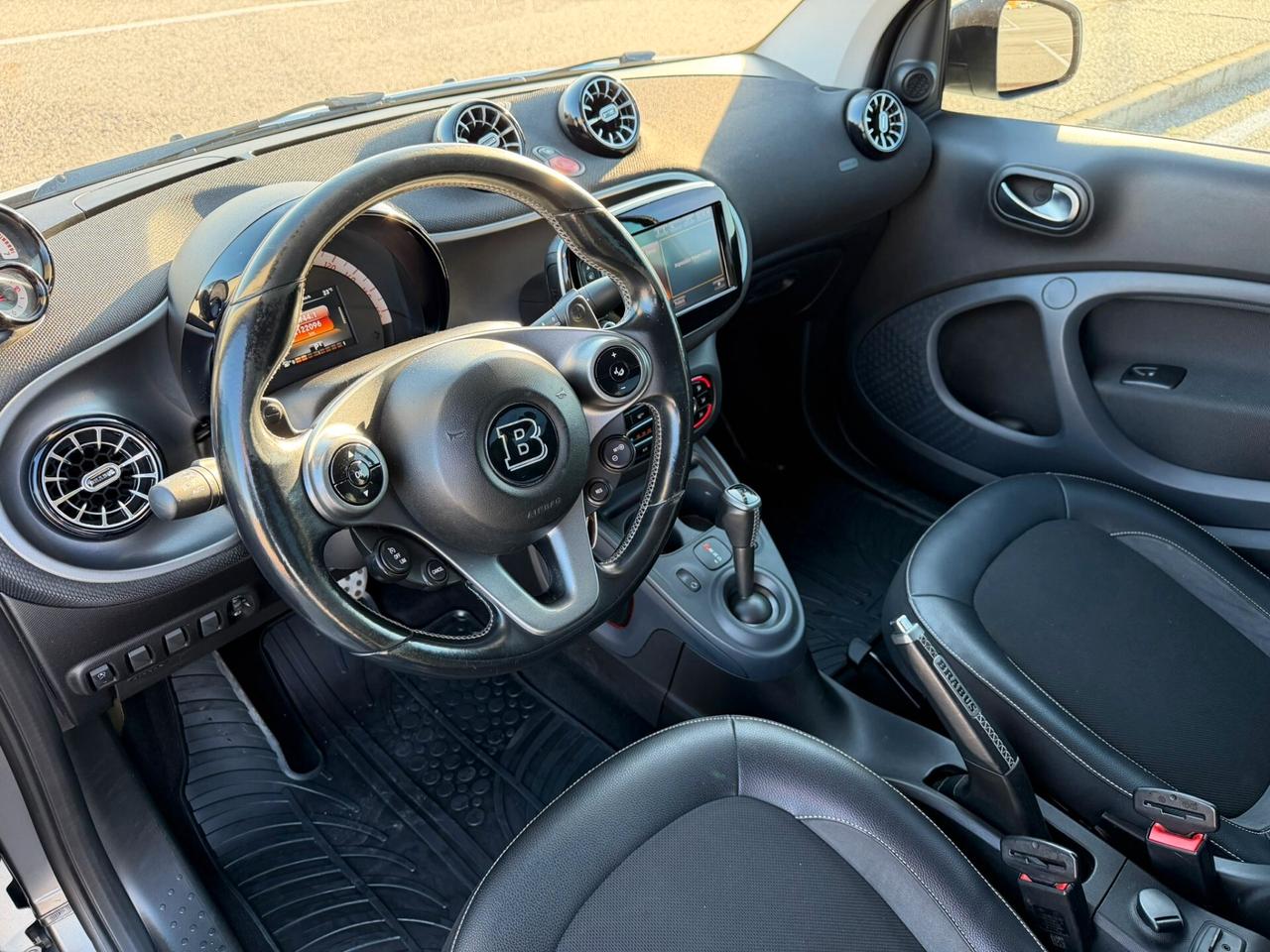 Smart ForTwo 90 0.9 T twinamic cabrio Cherrywhite