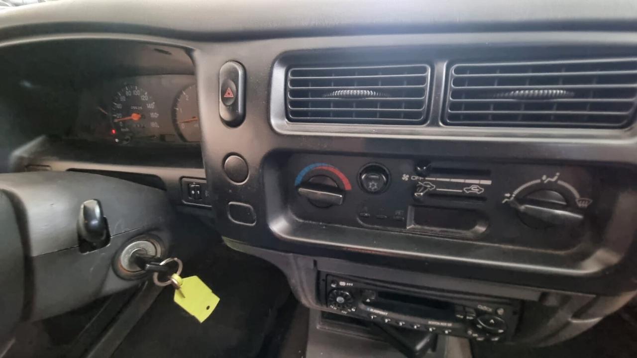 Mitsubishi L200 2.5TDI 4WD Cassone LUNGO
