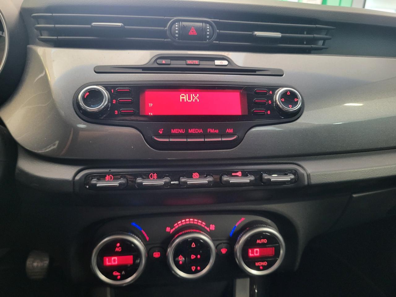 Alfa Romeo Giulietta 1.4 Turbo 120 CV Distinctive PREZZO REALE! UNICO PROPRIETARIO!!