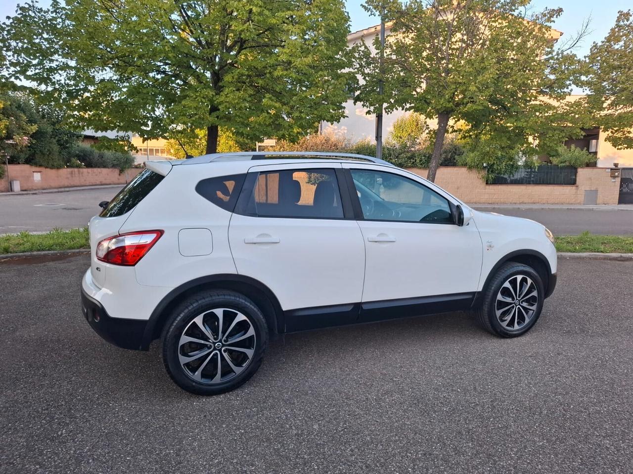 Nissan Qashqai 1.6 dCi 4X4 del 2012 SOLO 146.000 KM