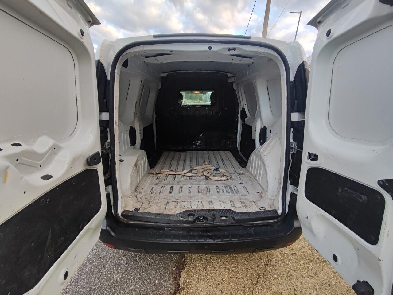 Dacia Dokker van GPL Furgone IVA ESPOSTA