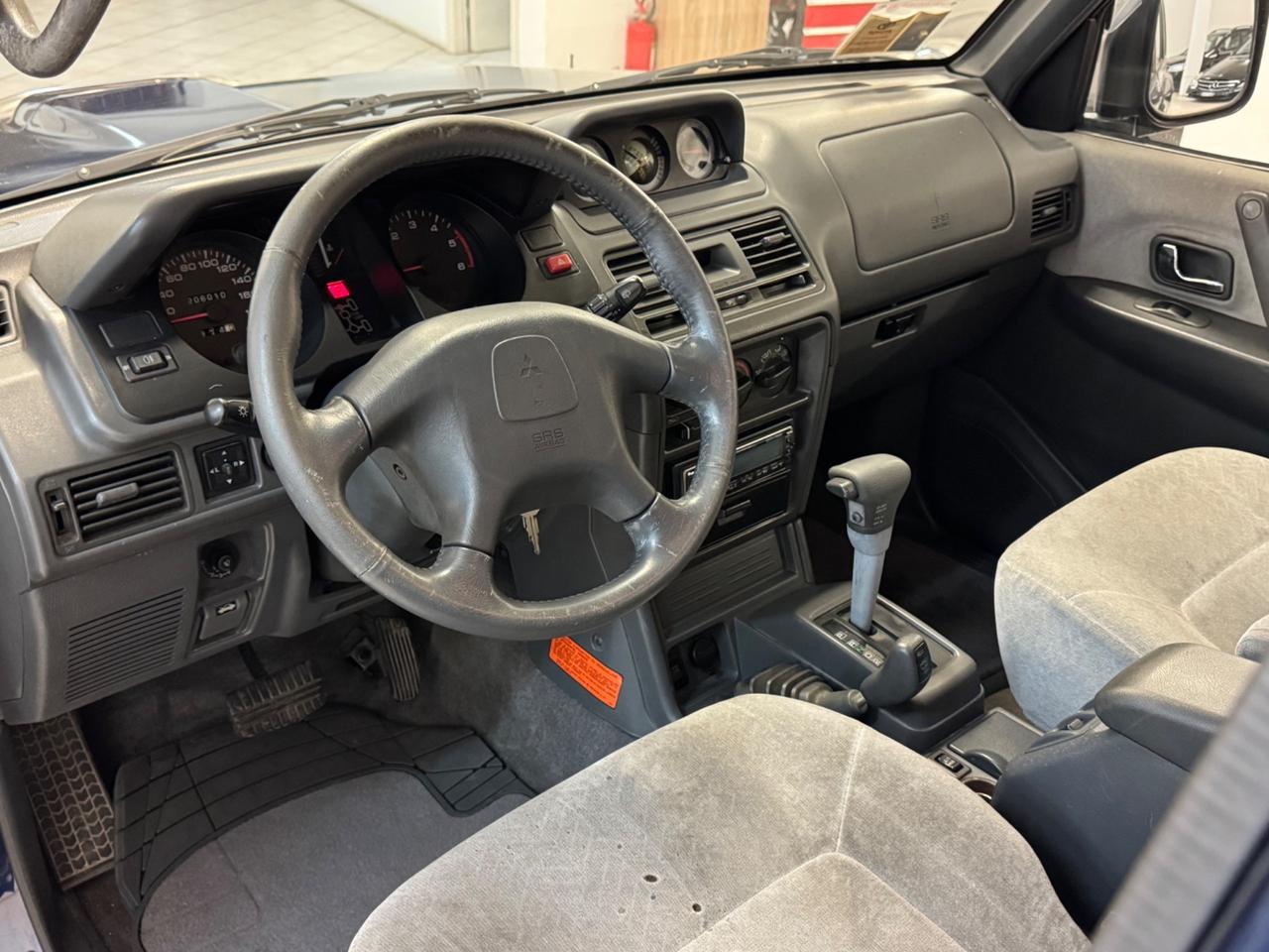 Mitsubishi Pajero GLS 2.5 TDI 7Posti 4x4 Automatico