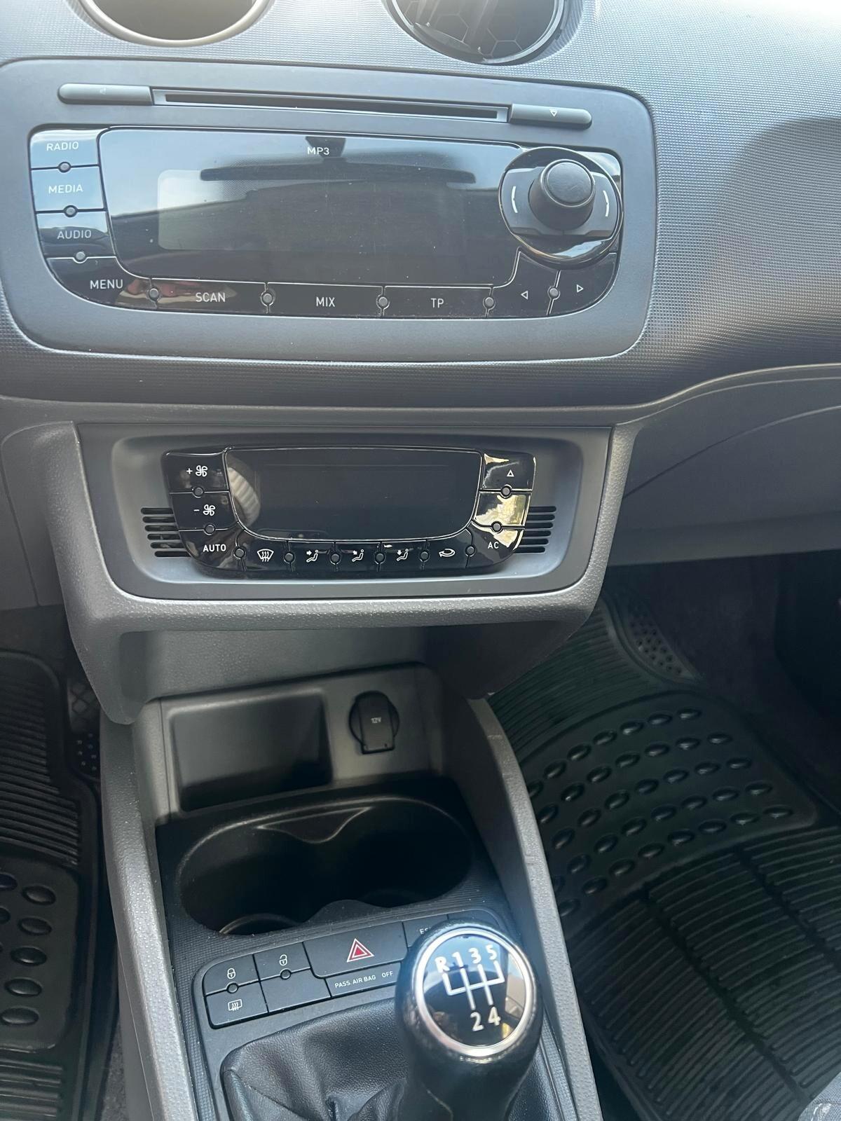 Seat Ibiza 1.4 5p. Reference GPL UNICO PTOPRIETARIO