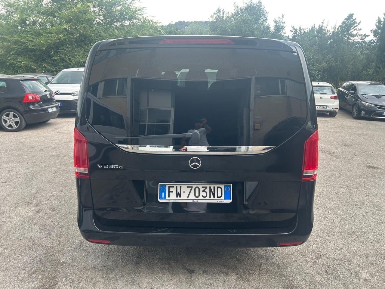 Mercedes-benz V 250 d Automatic Premium Extralong
