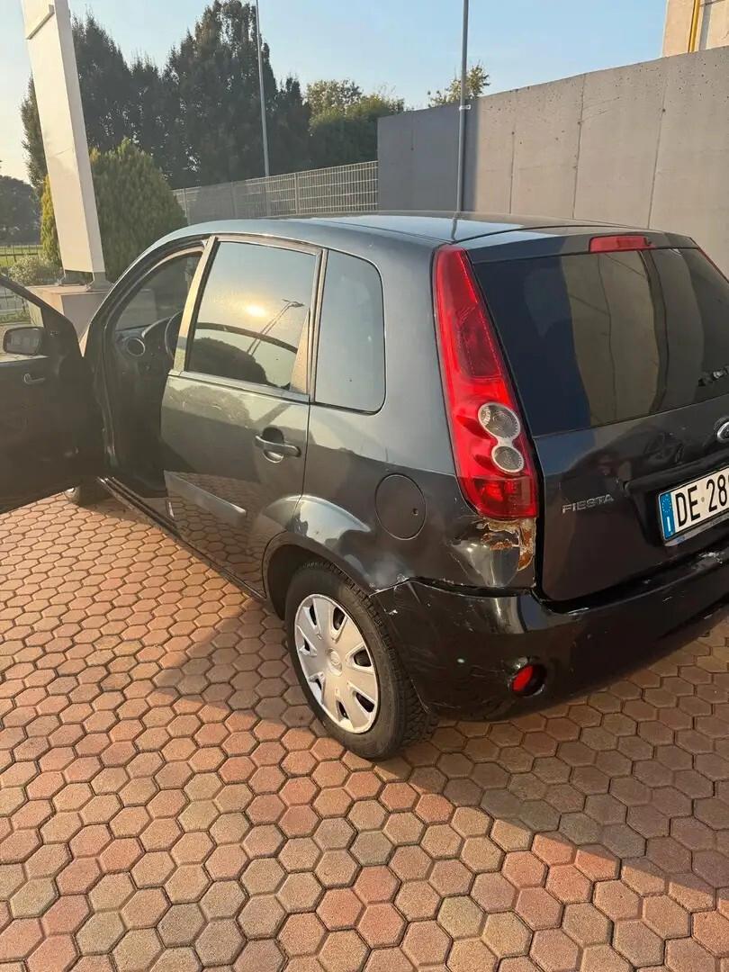 Ford Fiesta 1.4 TDCi 5p. Ghia