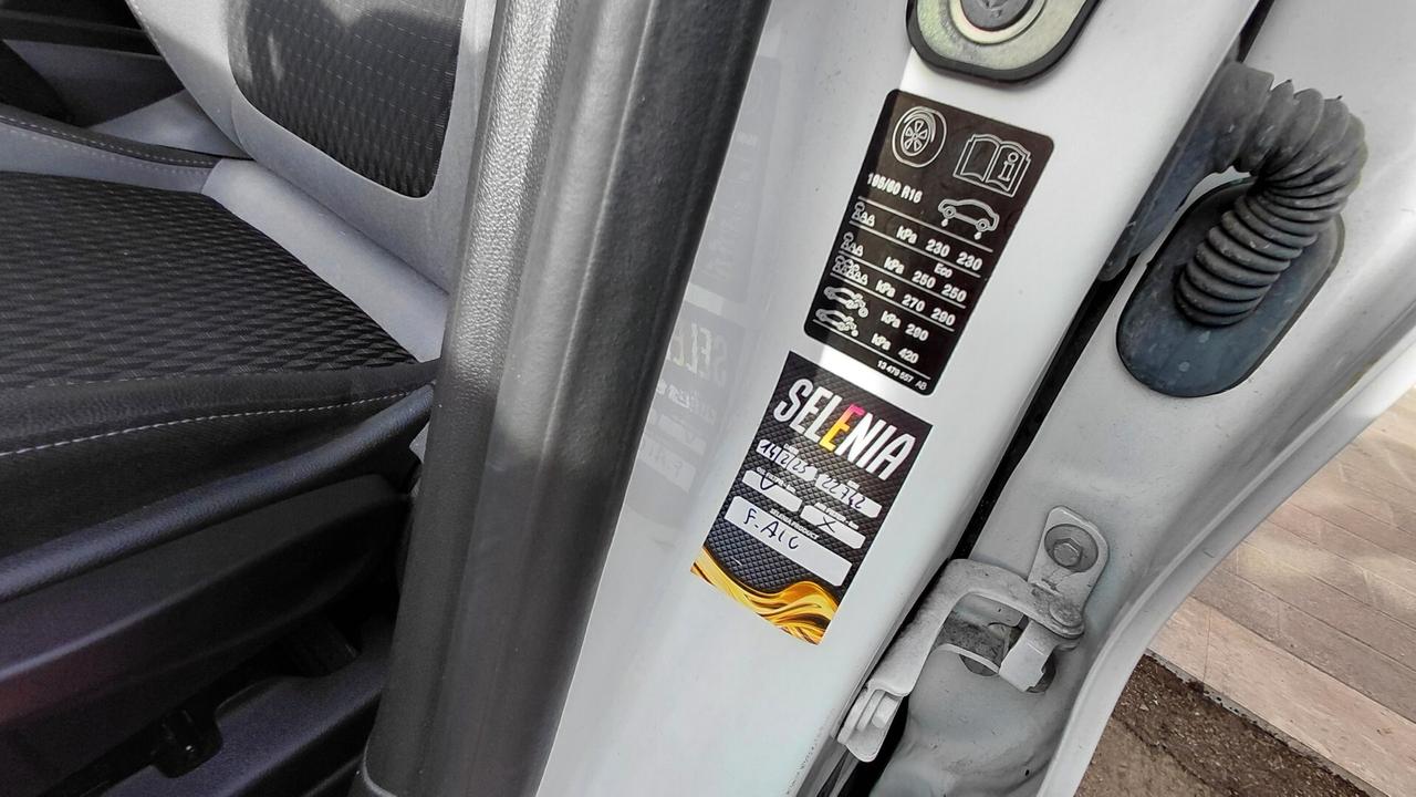 Opel Crossland 1.5 ECOTEC D 110 CV 29'000km Unicopr