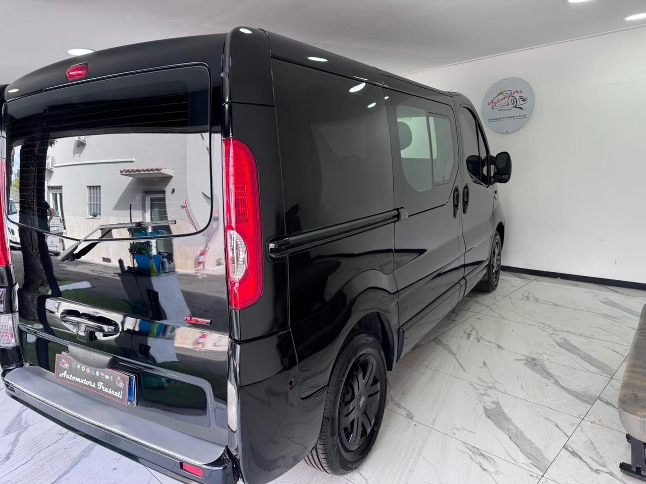 Renault Trafic 2.5 dCi -VETRATO-OMOLOGATO 8 POSTI -2005