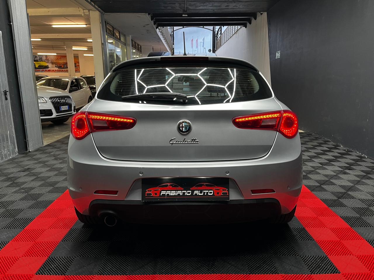 Alfa Romeo Giulietta 1.6 JTDm-2 - FABIANOAUTO