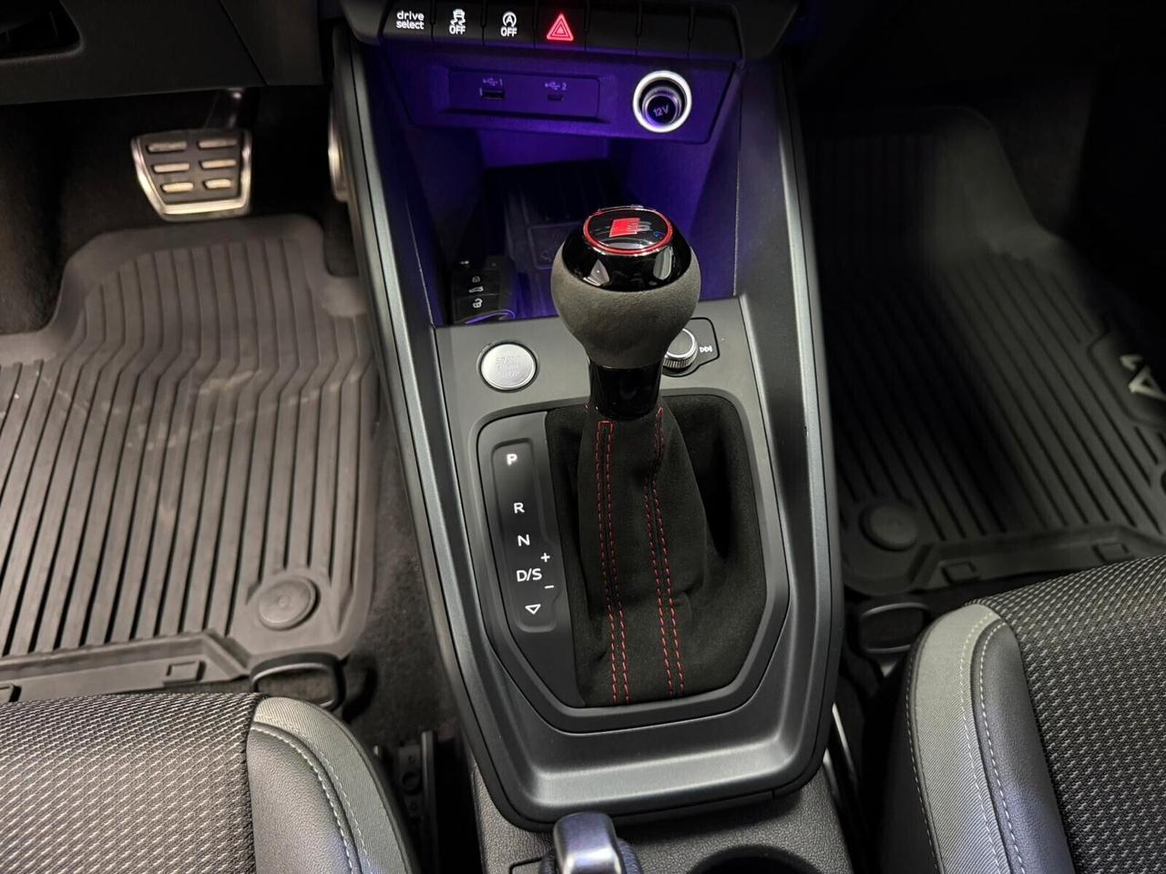 Audi A1 SPB 40 TFSI S tronic line edition