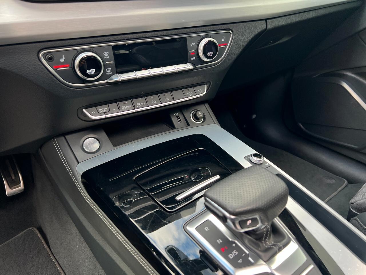 Audi Q5 SPB 40 2.0 204 CV TDI QUATTRO S-LINE S-TRONIC IVA ESPOSTA