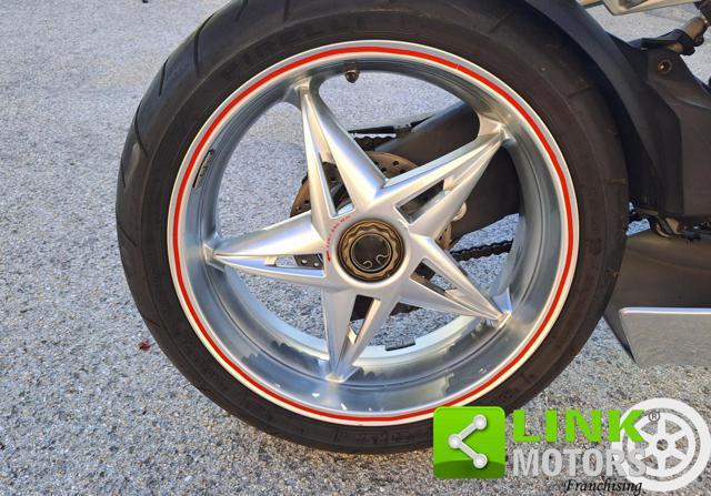MV AGUSTA F4 1000 .