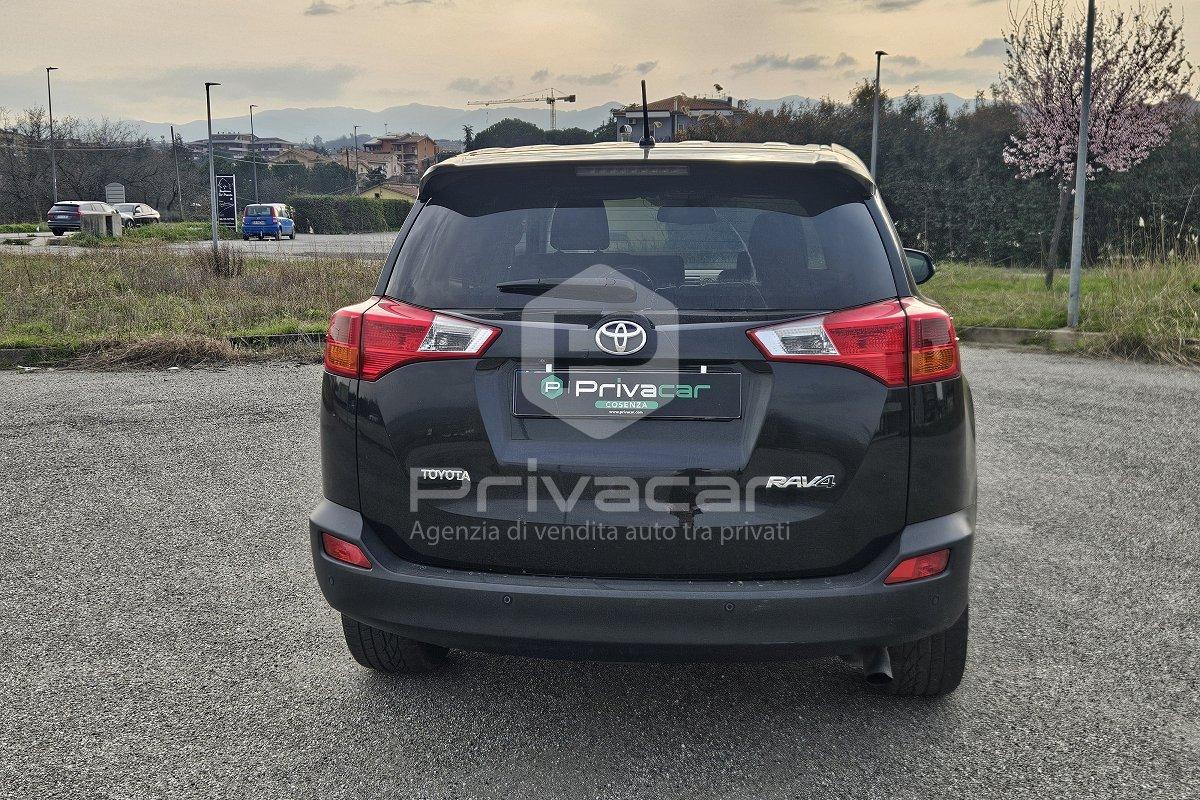 TOYOTA RAV4 2.0 D-4D 2WD Style